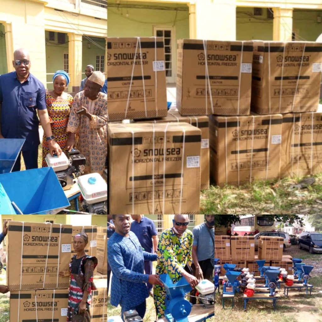 Video: Makinde Empowers Persons With Disabilities With Working Equipment, Cash Support (Photos)