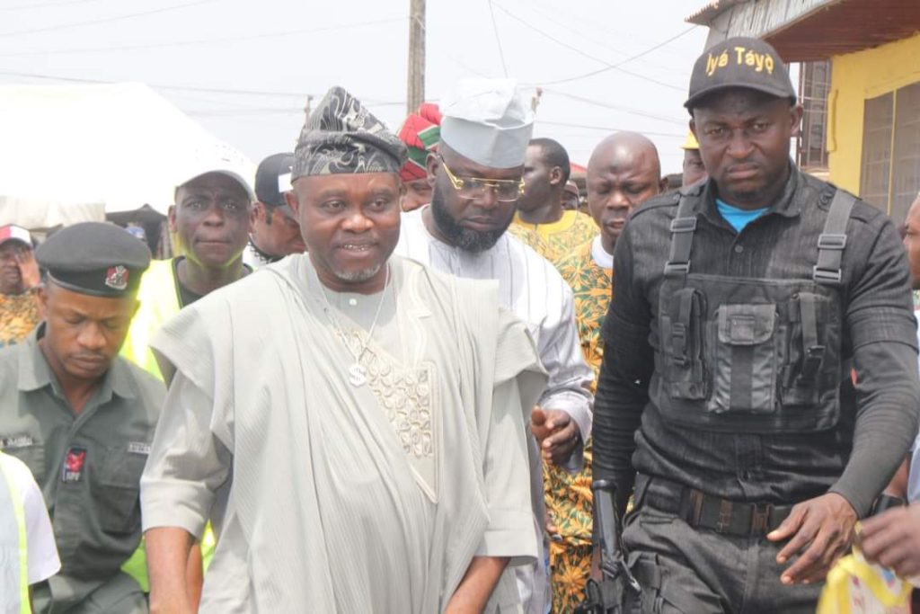 Tommy Inaugurates PMS Branch Executives in Egbeda, Northeast, Lagelu, Akinyele