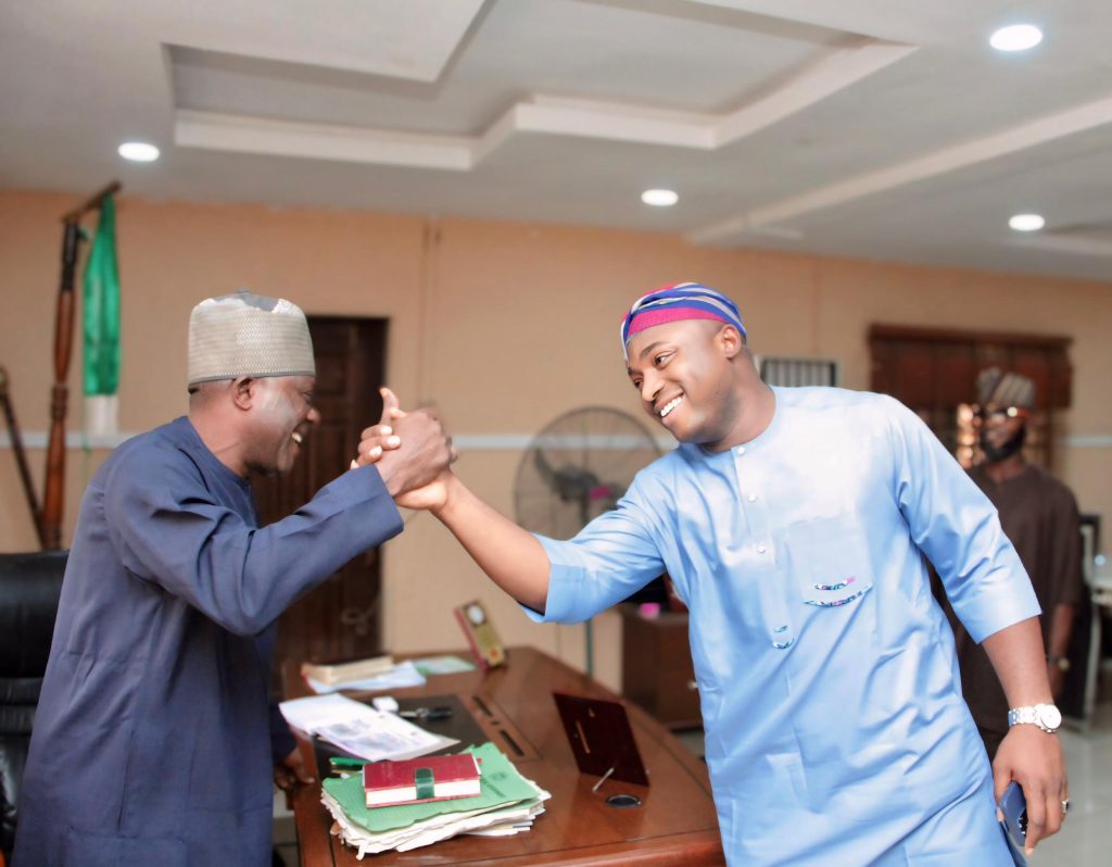 Ibadan North Chairman-Elect Oluwaseun Olufade Pays Courtesy Visit to Outgoing Chairman Waheed Biiro