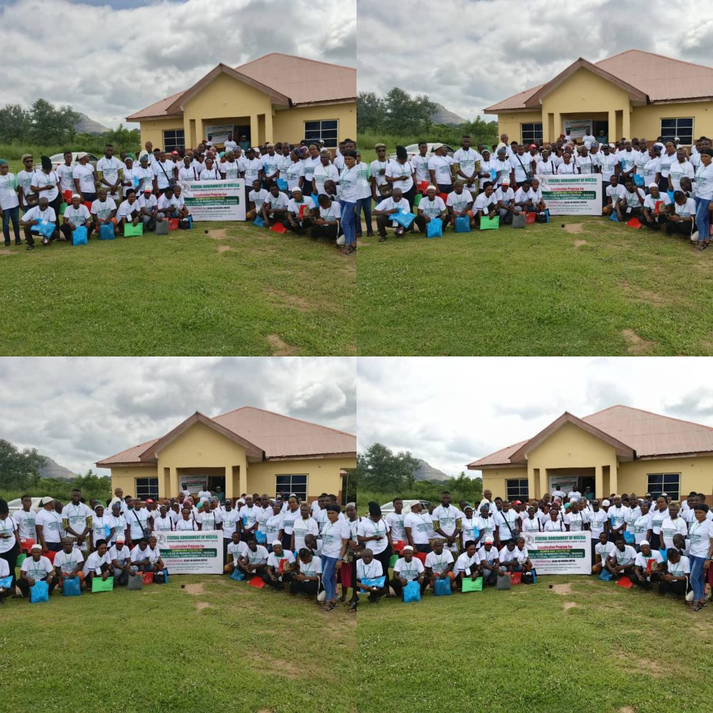 Ibarapakan Empowers Another Batch of Hundreds of Constituents in Federal Constituency