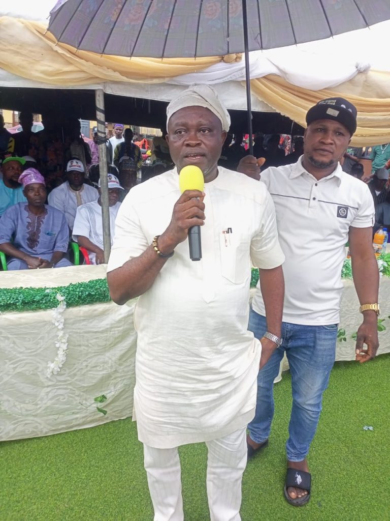 Pick Passengers at “Unauthorized Spot” Get Arrested – Tommy Warns Interstate Drivers in Oyo