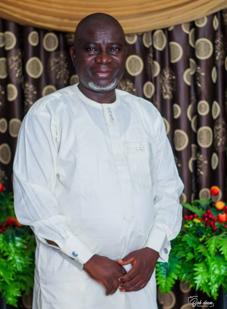 Oyo East LG Chairman Felicitates Dr Akinwande Moroof on His Birthday