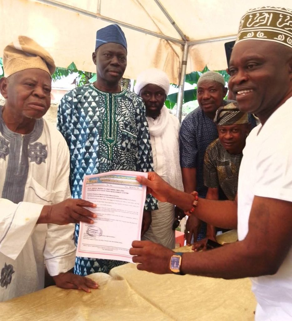 Chief Imam of Ibadanland, Sheikh Agbotomokekere Confers Islamic Title on Tommy