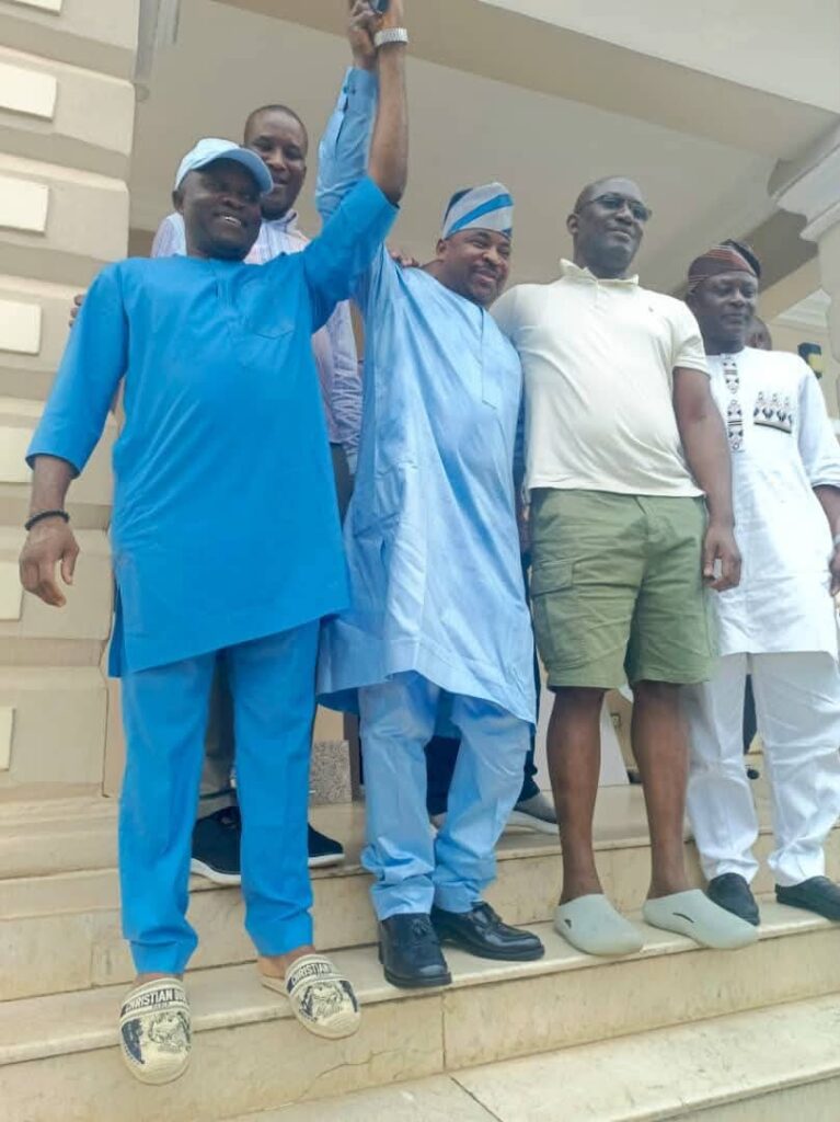 MC Oluomo Commends Makinde, Famojuro for Sustaining Peace in Oyo PMS