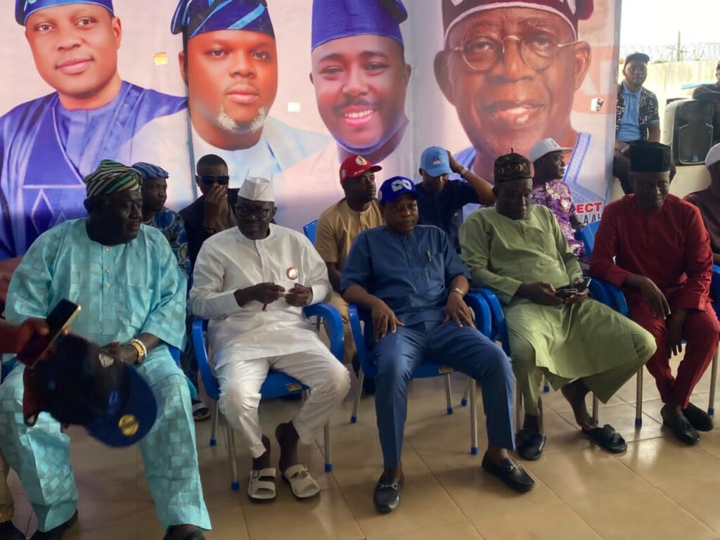 2027: Hon. Remi Oseni Visits Ambassador Arapaja, Gains Support for Oyo South Senatorial Bid