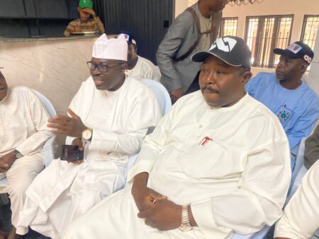 2027: Arapaja, Loyalists Visit Alli, Pledge Total Victory for Tinubu, Others in Oyo